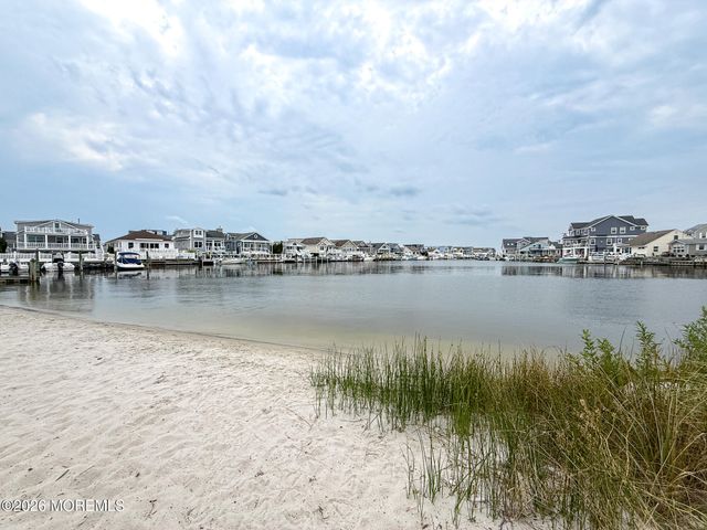 285 Monterey Circle, Lavallette, NJ 08735