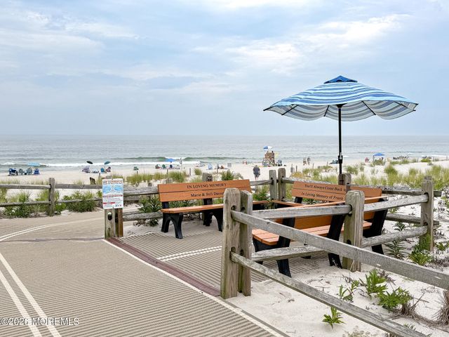 285 Monterey Circle, Lavallette, NJ 08735