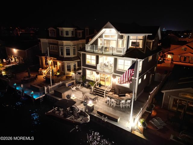 285 Monterey Circle, Lavallette, NJ 08735
