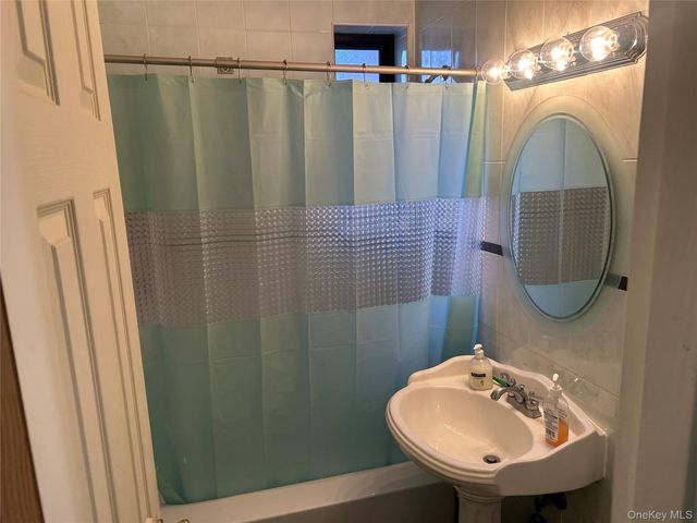 83-20 98 Street 5J, Woodhaven, NY 11421