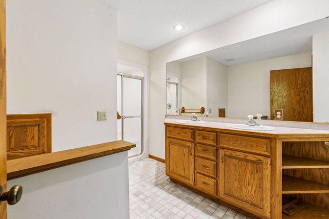 1933 Charlton Street, West Saint Paul, MN 55118
