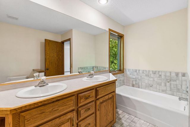 1933 Charlton Street, West Saint Paul, MN 55118
