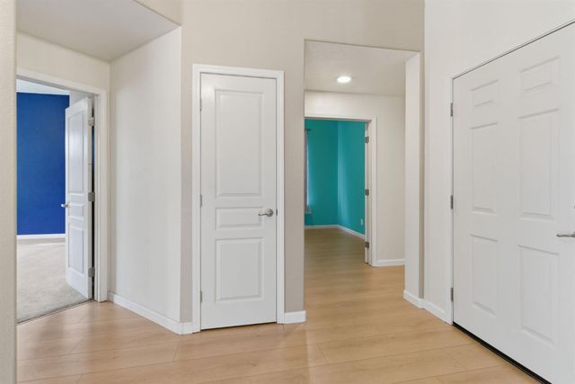 1014 Foxfire Dr, Manteca, CA 95337