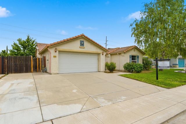 1014 Foxfire Dr, Manteca, CA 95337