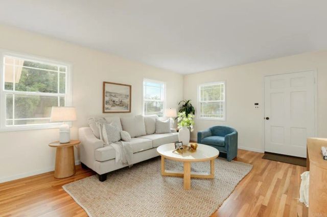 4365 Aragon Way, San Diego, CA 92115