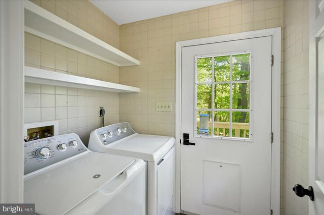 291 RIVER VIEW DR, Harpers Ferry, WV 25425