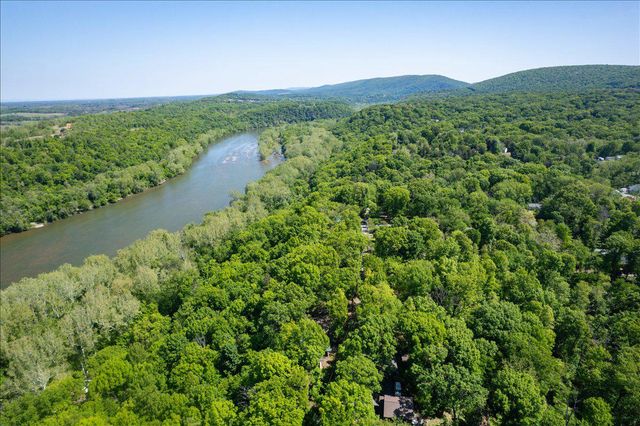 291 RIVER VIEW DR, Harpers Ferry, WV 25425