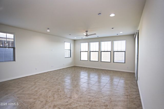 879 W FINCH Drive, San Tan Valley, AZ 85140