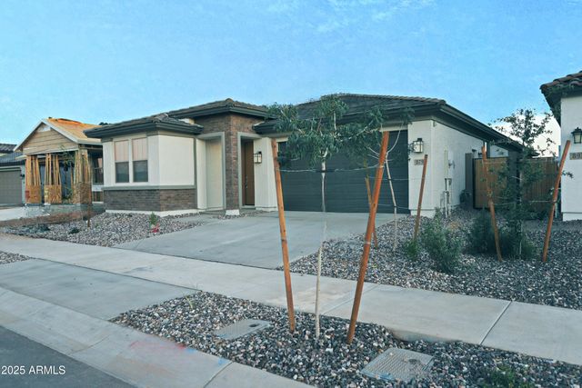 879 W FINCH Drive, San Tan Valley, AZ 85140