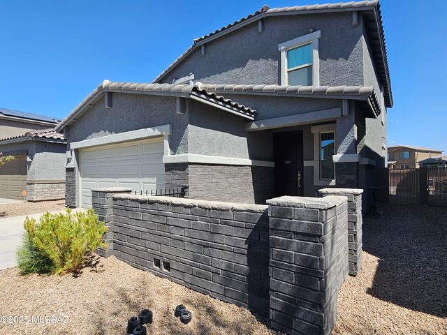 10679 W Golson Drive, Marana, AZ 85653