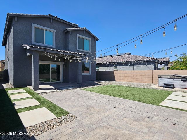 10679 W Golson Drive, Marana, AZ 85653