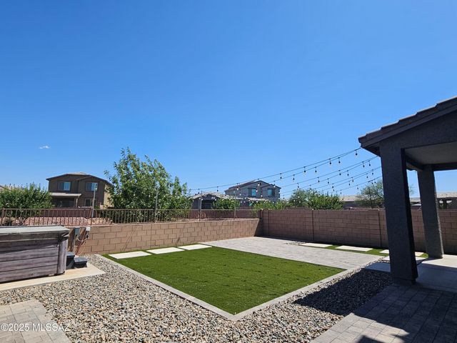10679 W Golson Drive, Marana, AZ 85653
