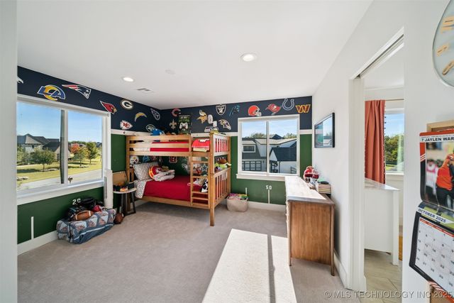 18826 E Chokeberry Street, Owasso, OK 74055