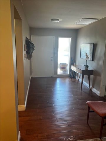 5150 E Vista Hermosa Street, Long Beach, CA 90815