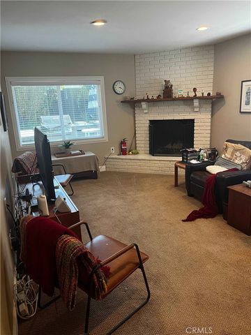5150 E Vista Hermosa Street, Long Beach, CA 90815