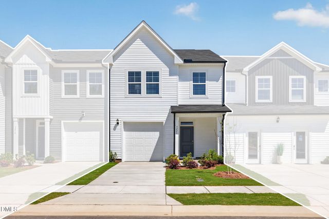 3302 Bailey Lake Drive 202, Fuquay Varina, NC 27526