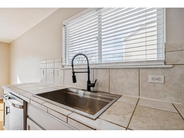 3690 E 92nd Pl, Thornton, CO 80229