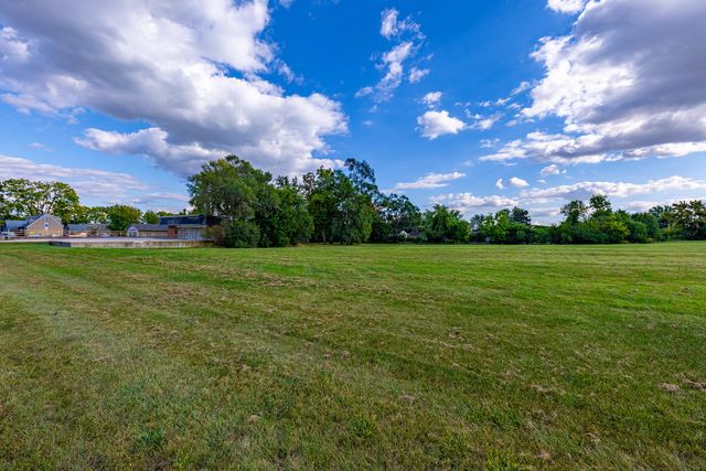 255 W Romeo Road, Romeoville, IL 60446