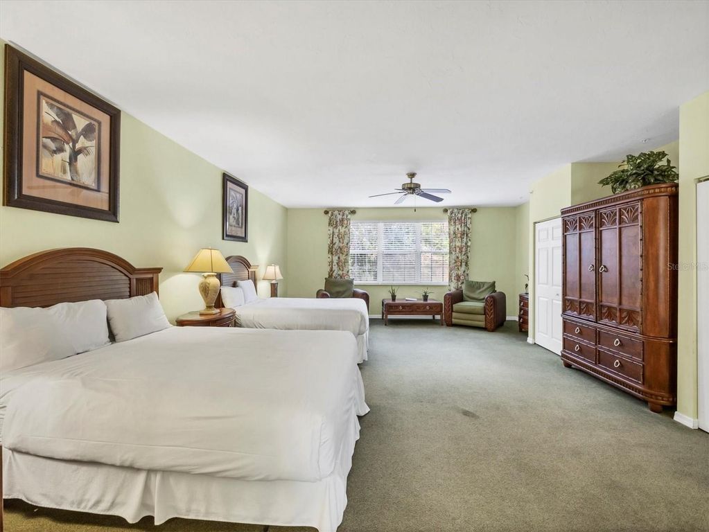 Image 17 of property listing at 3506 54TH DRIVE W 104, Bradenton, FL 34210