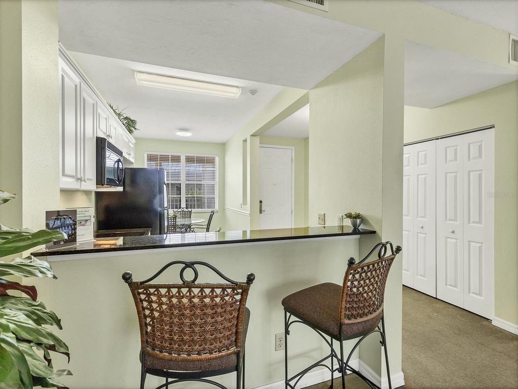 Image 10 of property listing at 3506 54TH DRIVE W 104, Bradenton, FL 34210