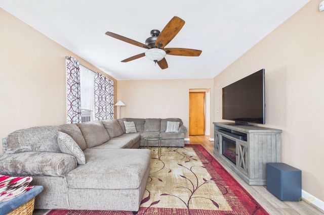 261 Ames St, Fall River, MA 02721
