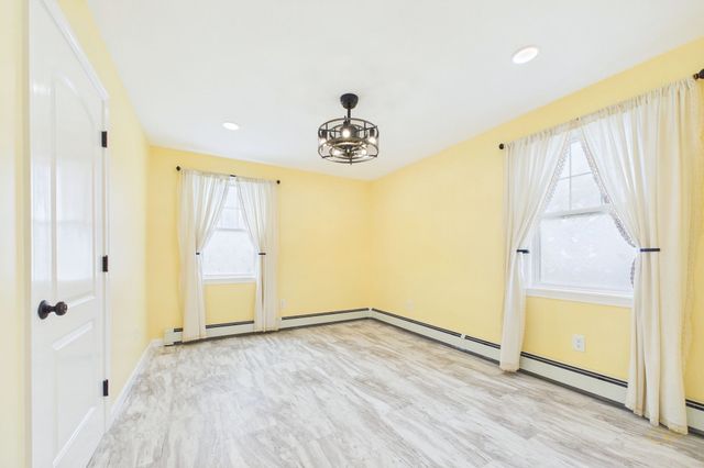 261 Ames St, Fall River, MA 02721