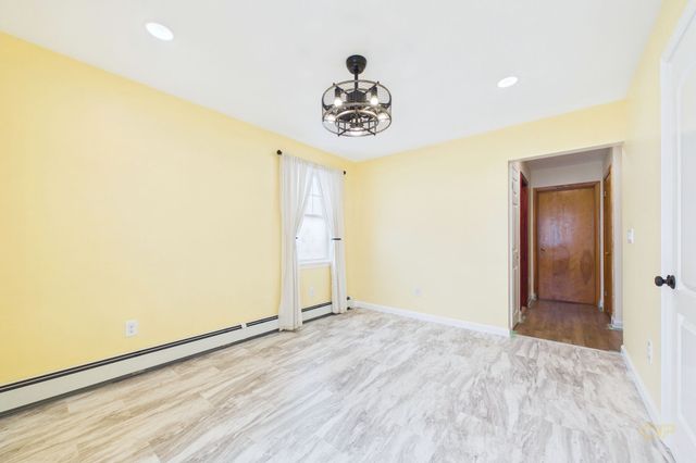261 Ames St, Fall River, MA 02721