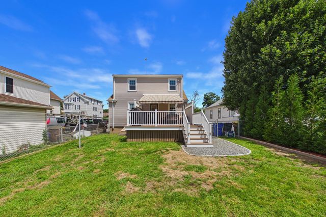261 Ames St, Fall River, MA 02721