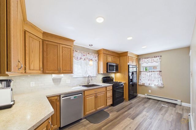261 Ames St, Fall River, MA 02721