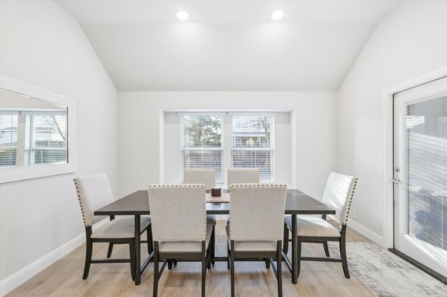 1125 Cardinal Drive, Midlothian, TX 76065