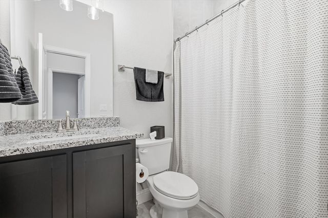 1125 Cardinal Drive, Midlothian, TX 76065