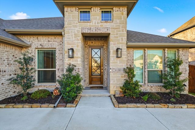 1125 Cardinal Drive, Midlothian, TX 76065