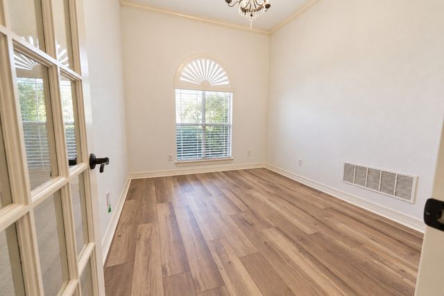 1428 Windmill Hill Lane, Cedar Hill, TX 75104
