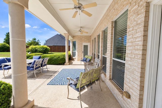 1428 Windmill Hill Lane, Cedar Hill, TX 75104