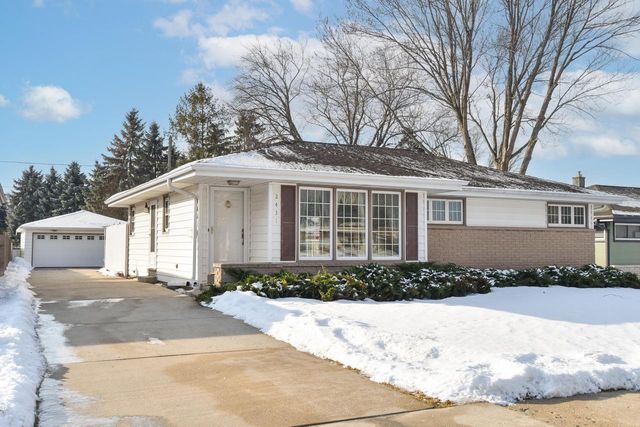 2431 E Dale AVENUE, Cudahy, WI 53110