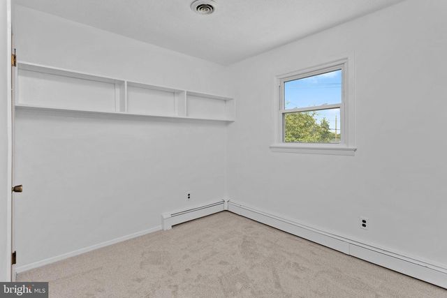 7 HEMPSTEAD RD, Hamilton, NJ 08610