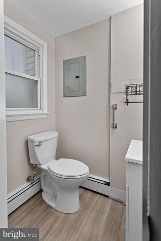 7 HEMPSTEAD RD, Hamilton, NJ 08610