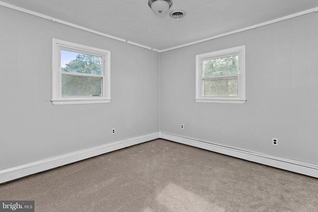 7 HEMPSTEAD RD, Hamilton, NJ 08610