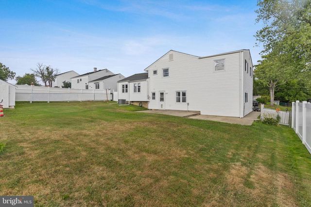 7 HEMPSTEAD RD, Hamilton, NJ 08610