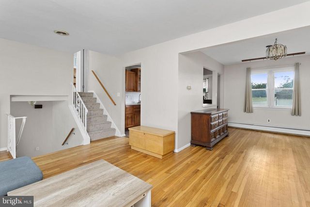 7 HEMPSTEAD RD, Hamilton, NJ 08610