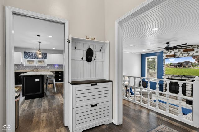 3781 S Creekside Drive, New Palestine, IN 46163