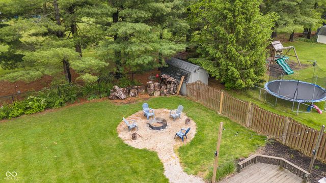 3781 S Creekside Drive, New Palestine, IN 46163
