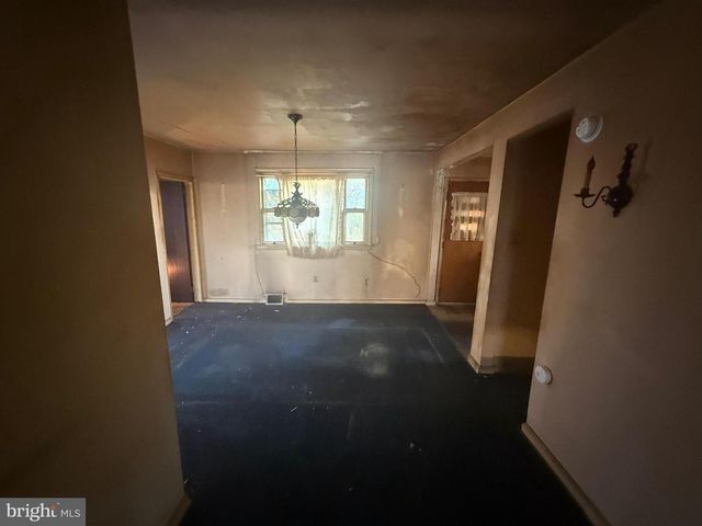 100 LOGAN AVE, Glenside, PA 19038