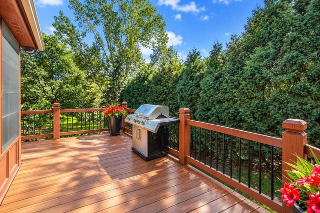 11068 Sprucewood Lane N, Champlin, MN 55316