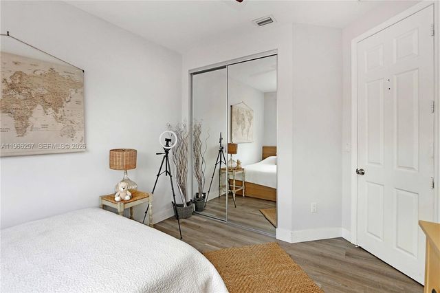 1619 Harrison St, Hollywood, FL 33020