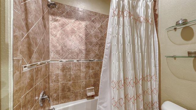 3659 PARKRIDGE CIRCLE 9-103, Sarasota, FL 34243