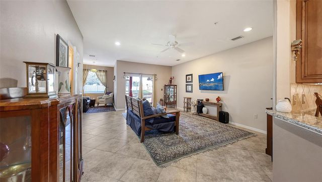 3659 PARKRIDGE CIRCLE 9-103, Sarasota, FL 34243