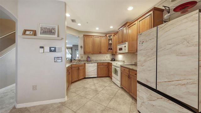 3659 PARKRIDGE CIRCLE 9-103, Sarasota, FL 34243