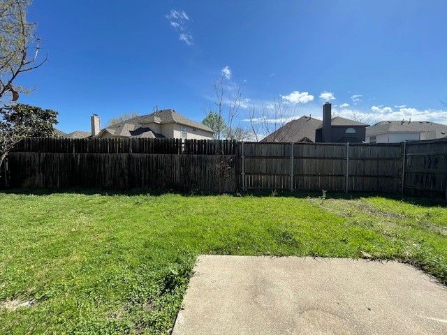 11712 Pheasant Creek Drive, Fort Worth, TX 76244