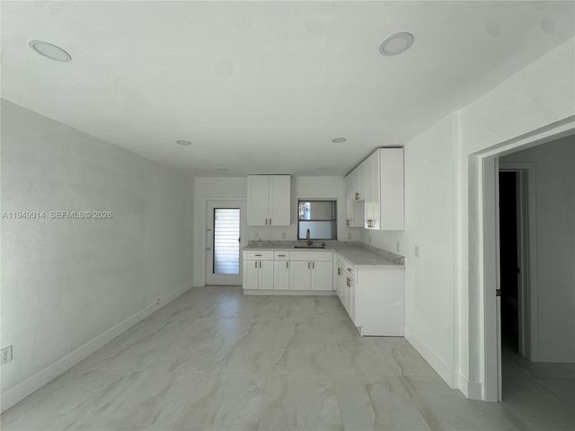 1706 N 45th Ave 1, Hollywood, FL 33021